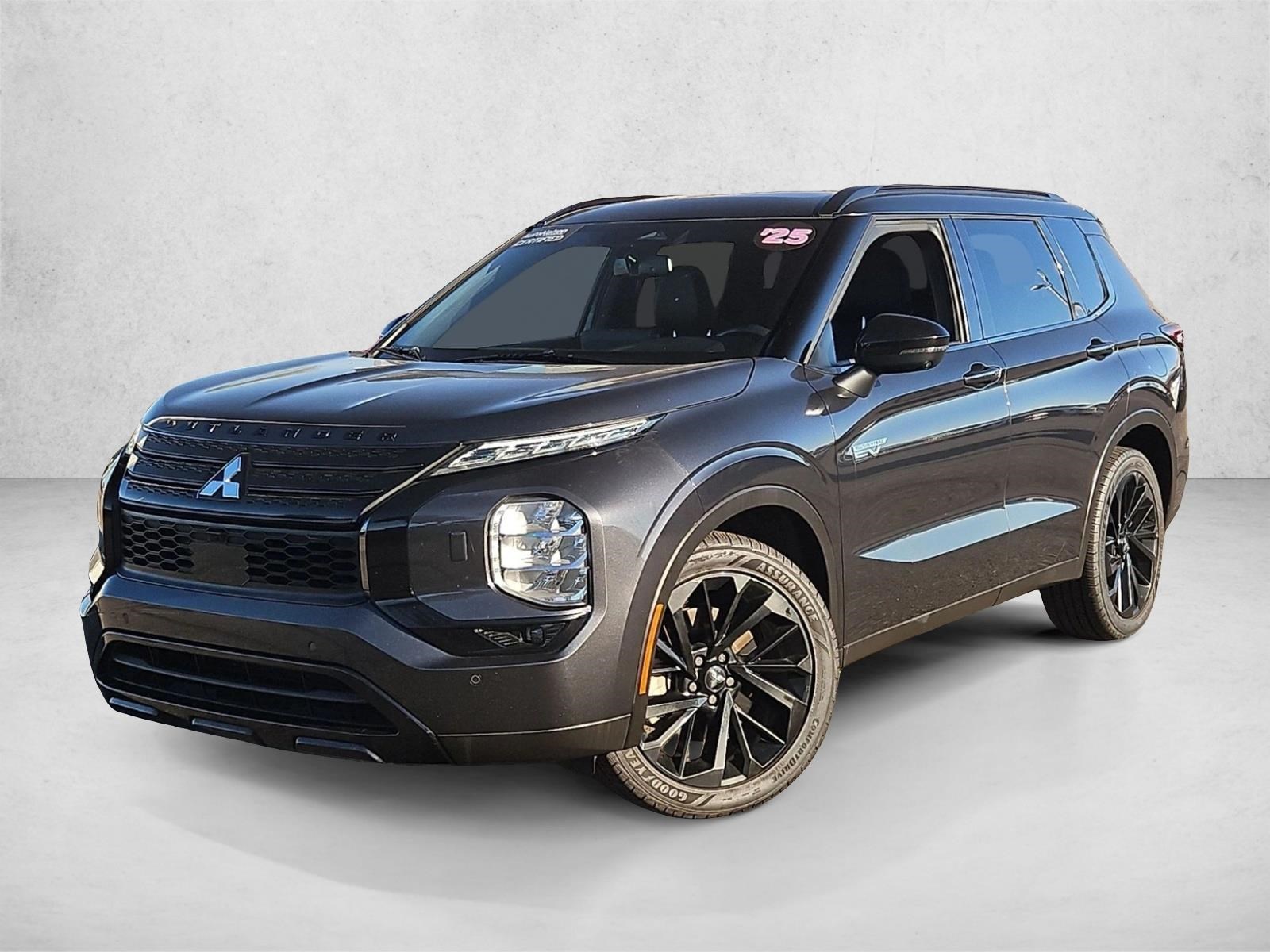  Mitsubishi Outlander Plug-In Hybrid