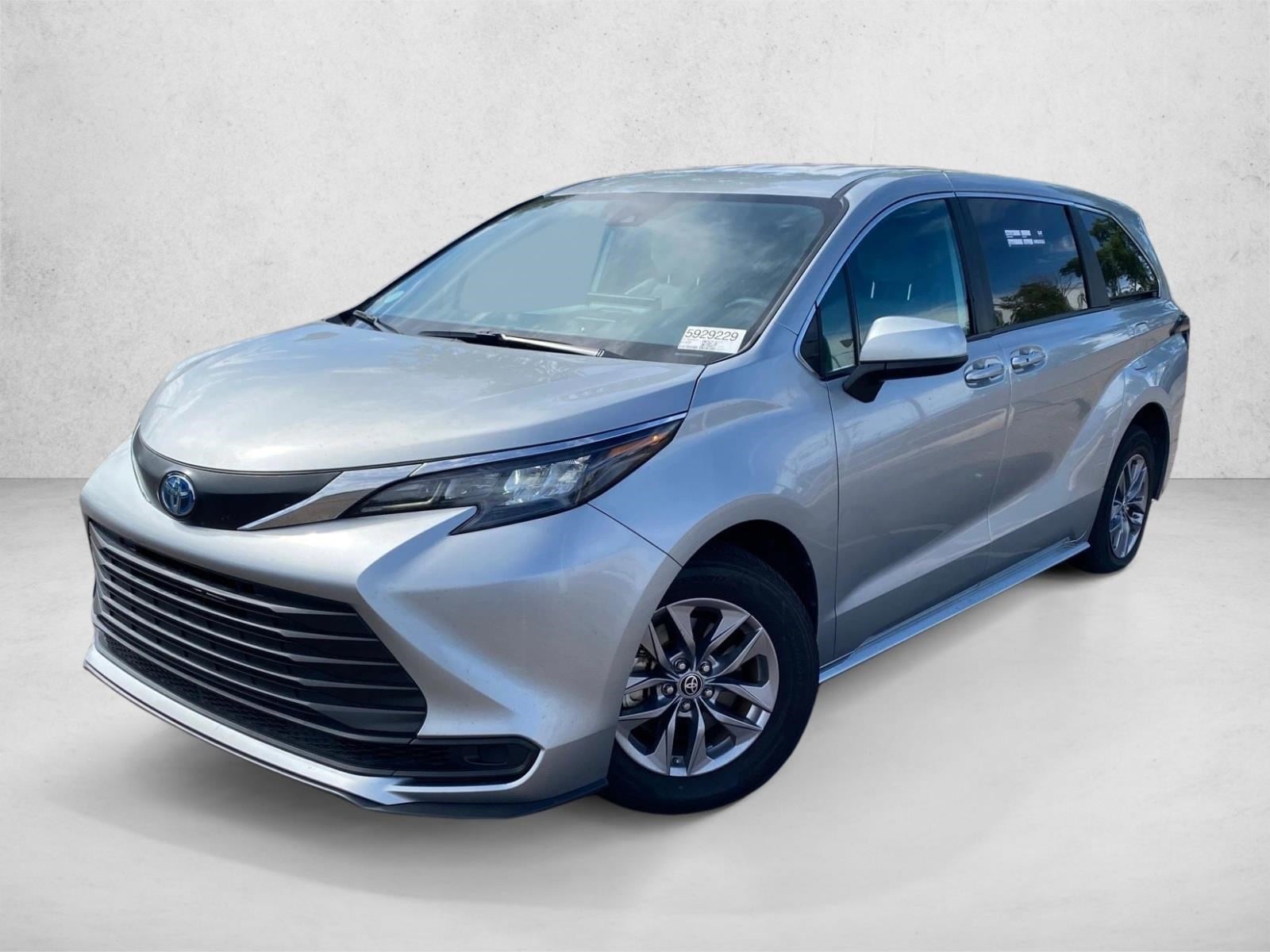 2025 Toyota Sienna
