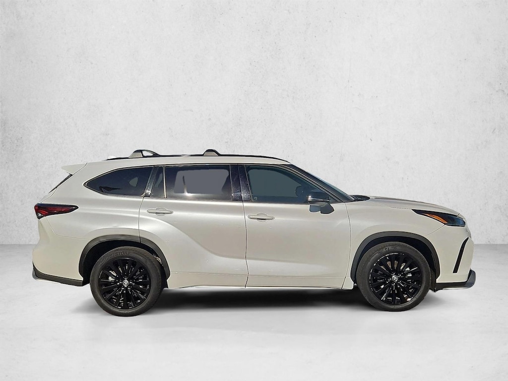 Used 2024 Toyota Highlander XSE SUV