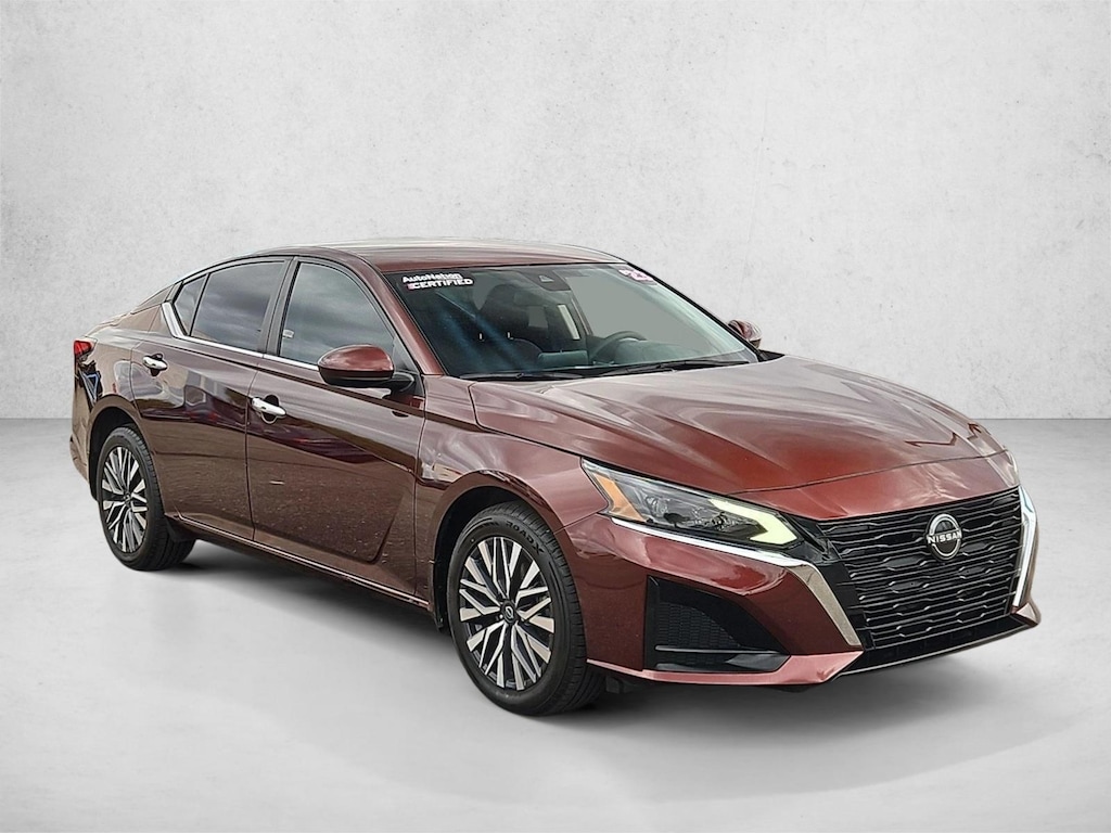 Used 2023 Nissan Altima 2.5 SV Sedan