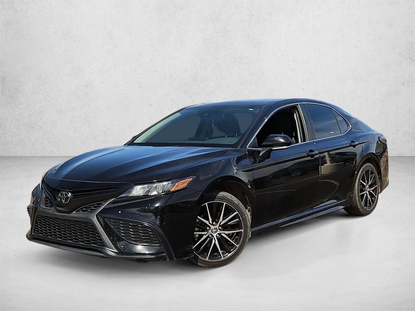 Used 2024 Toyota Camry SE Sedan