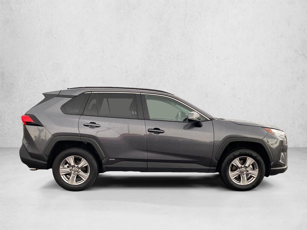 Used 2025 Toyota RAV4 Hybrid XLE SUV