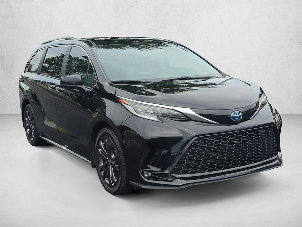 Certified 2024 Toyota Sienna XSE 7 Passenger Van Passenger Van