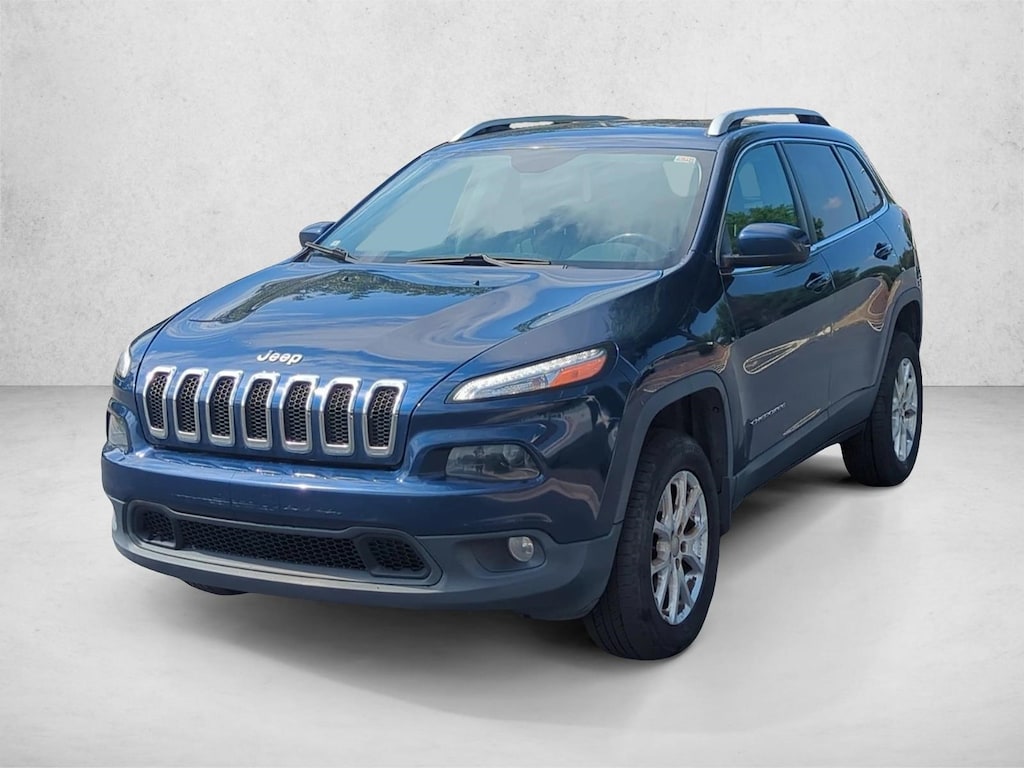 Used 2018 Jeep Cherokee Latitude Plus 4x4 SUV