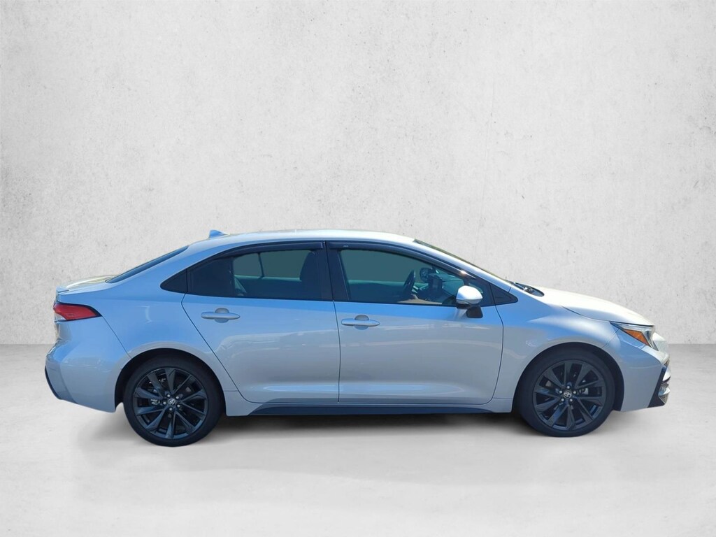 Used 2024 Toyota Corolla SE Sedan