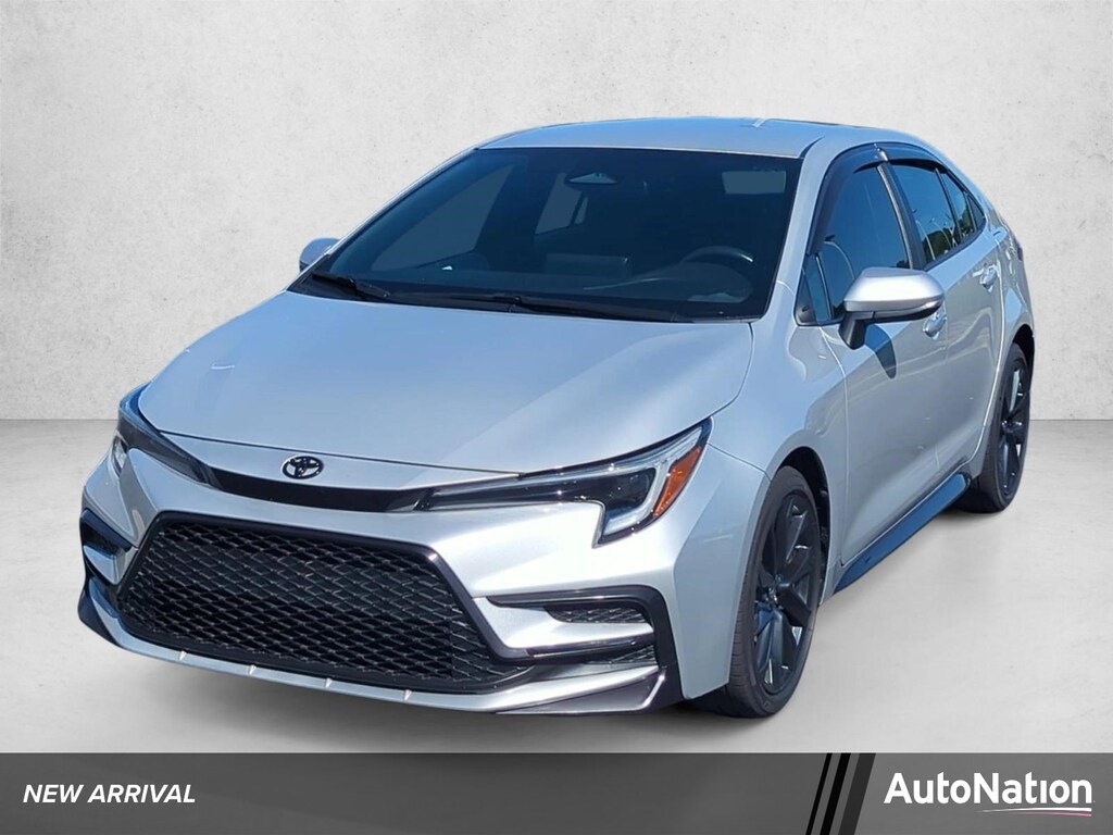 Used 2024 Toyota Corolla SE Sedan