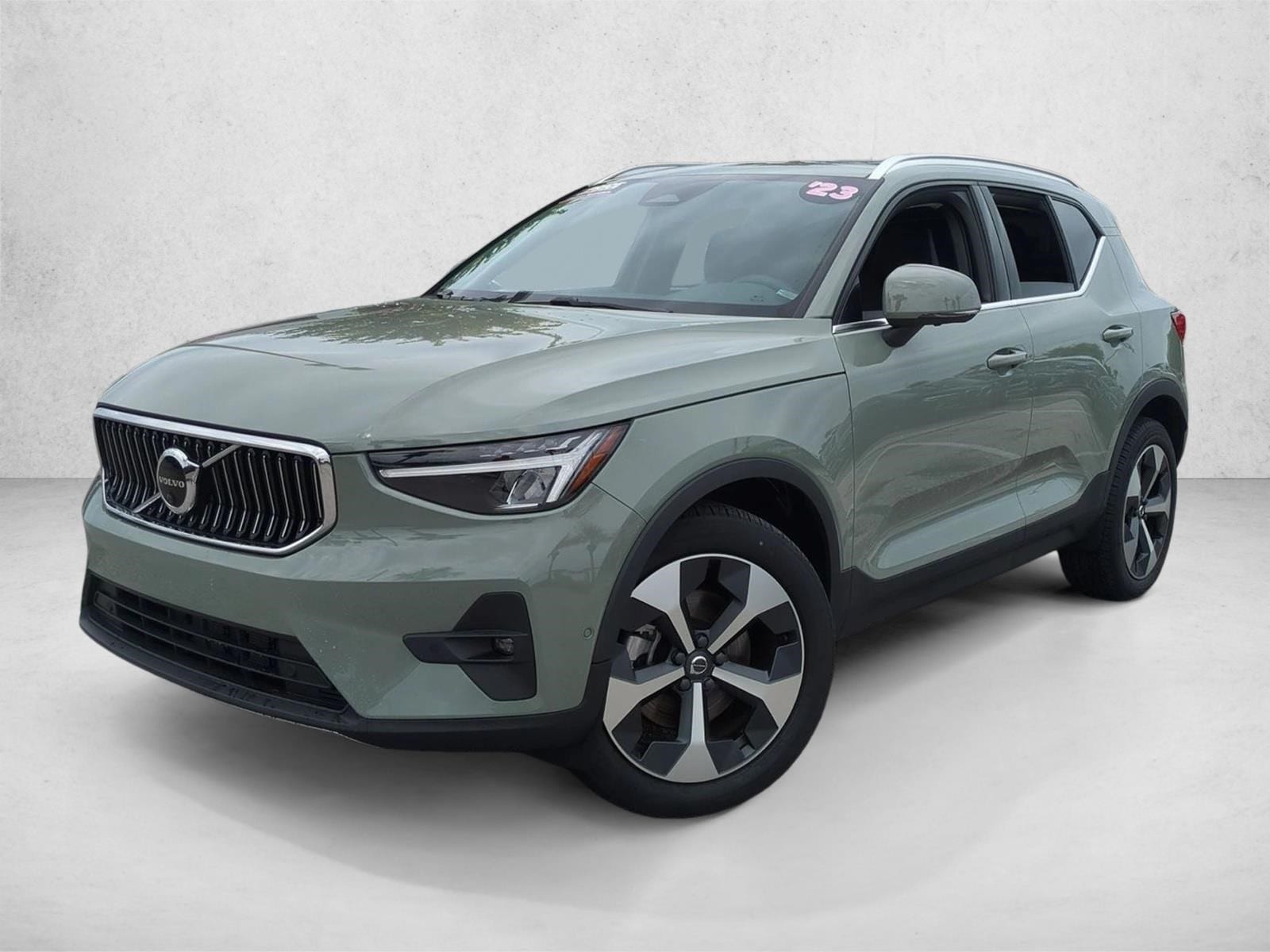 2023 Volvo XC40