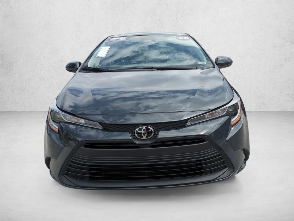 Certified 2025 Toyota Corolla LE Sedan