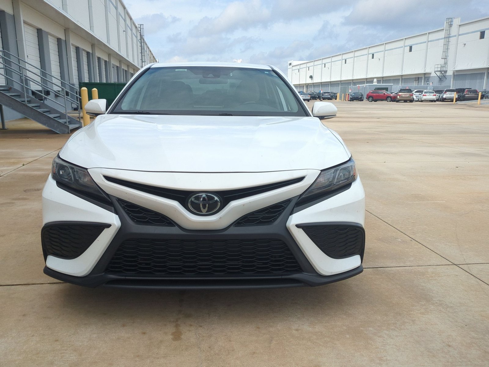 Used 2023 Toyota Camry SE Sedan