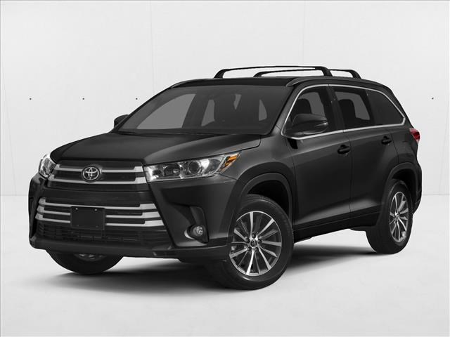 Used 2019 Toyota Highlander XLE V6 SUV