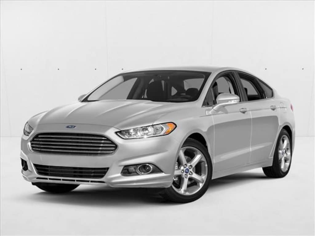 Used 2016 Ford Fusion SE Sedan