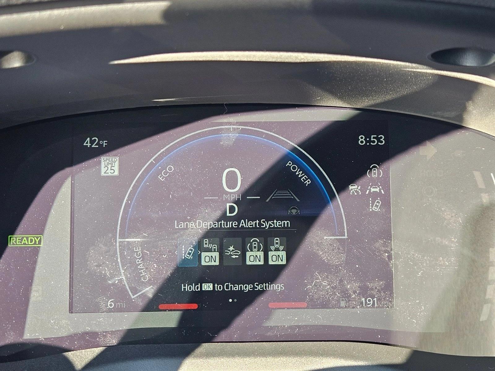 2026 Toyota Camry SE - Photo 10