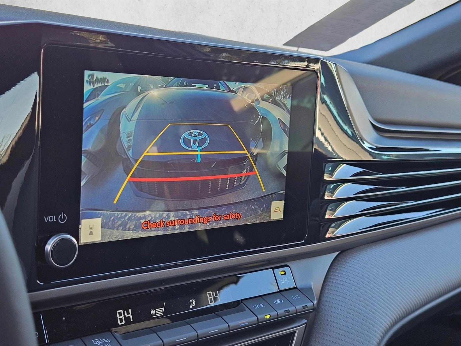 2026 Toyota Camry SE - Photo 12