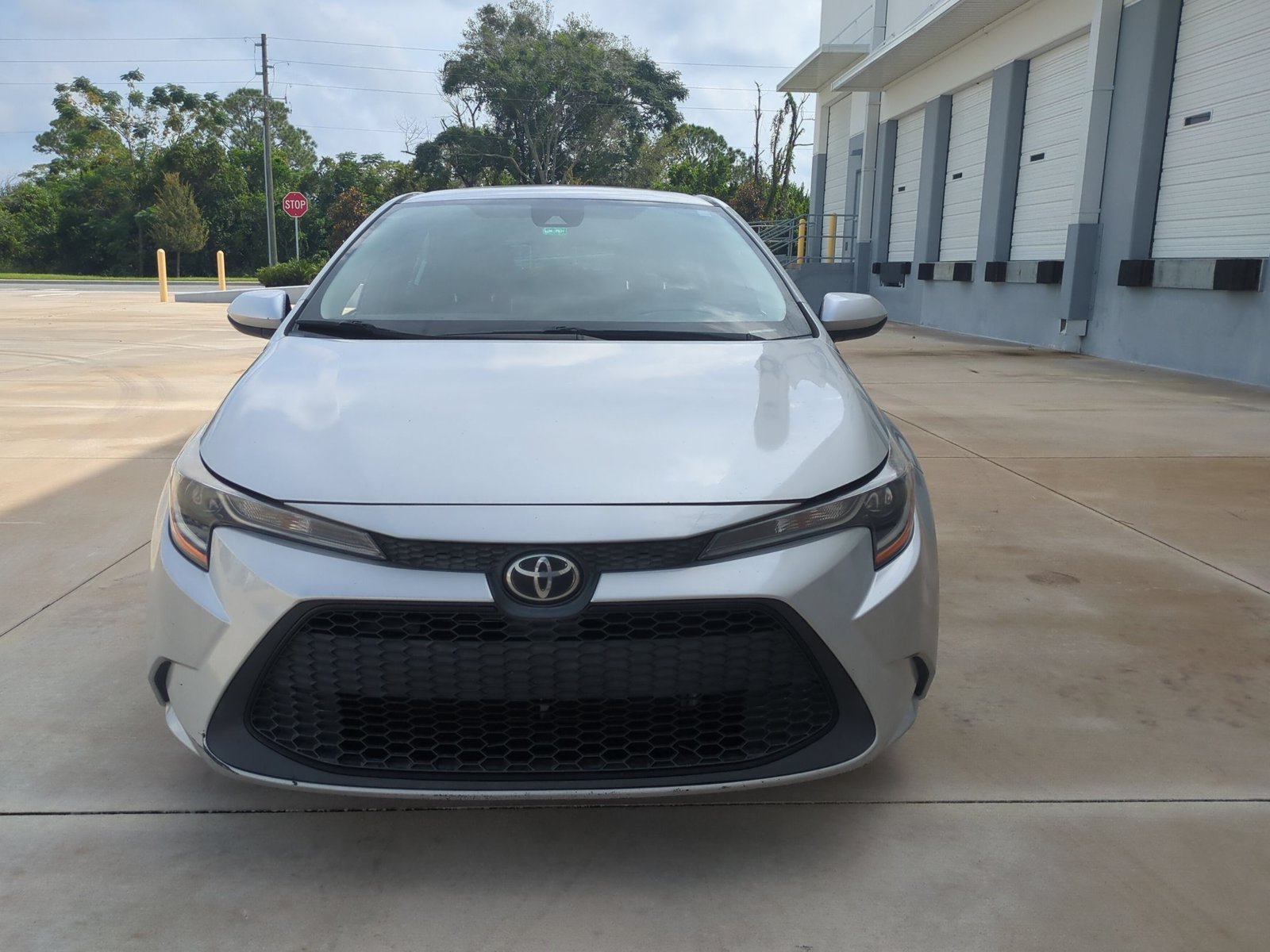 Used 2022 Toyota Corolla LE Sedan