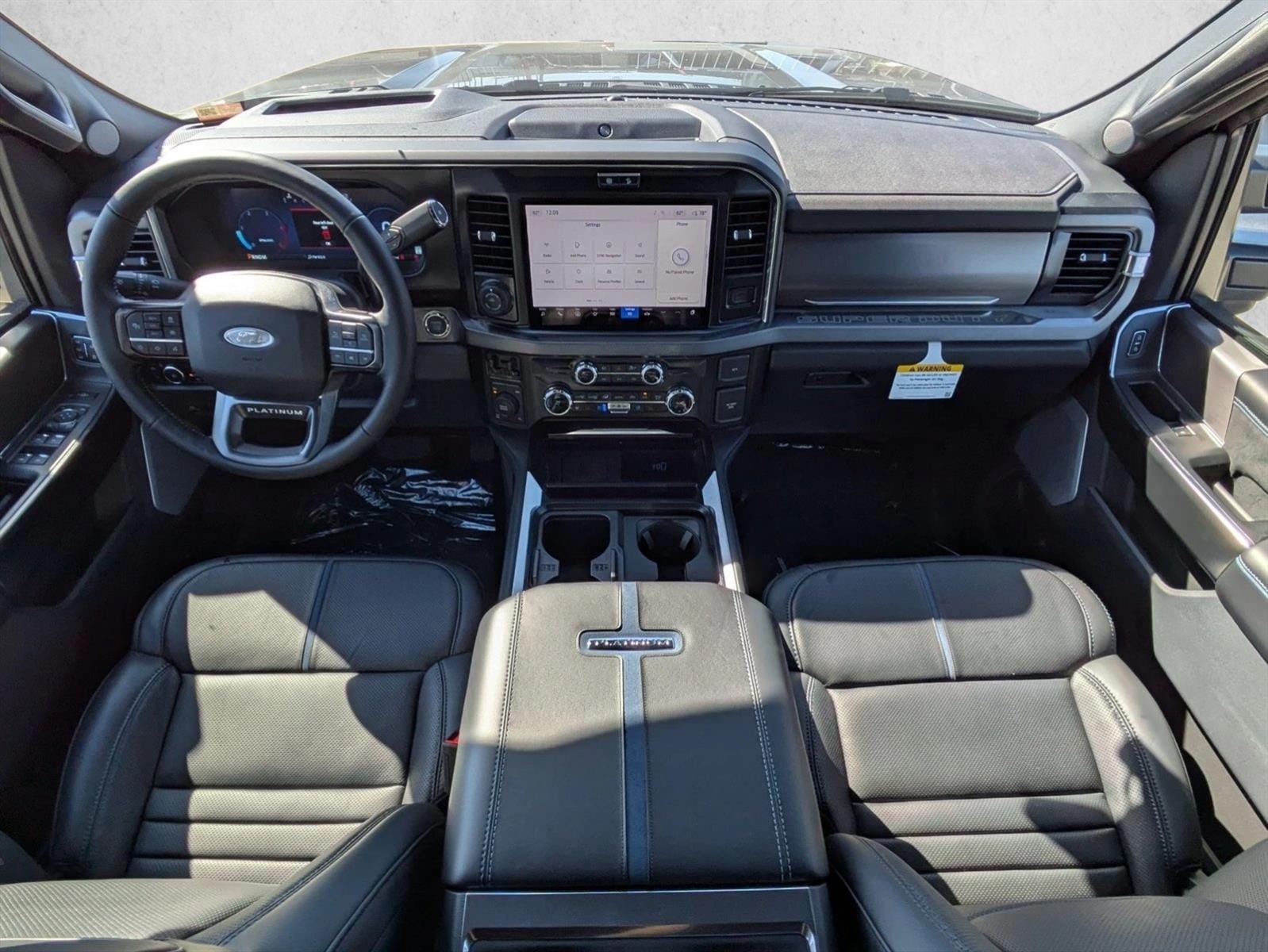 2026 Ford F-250 Super Duty Platinum - Photo 14