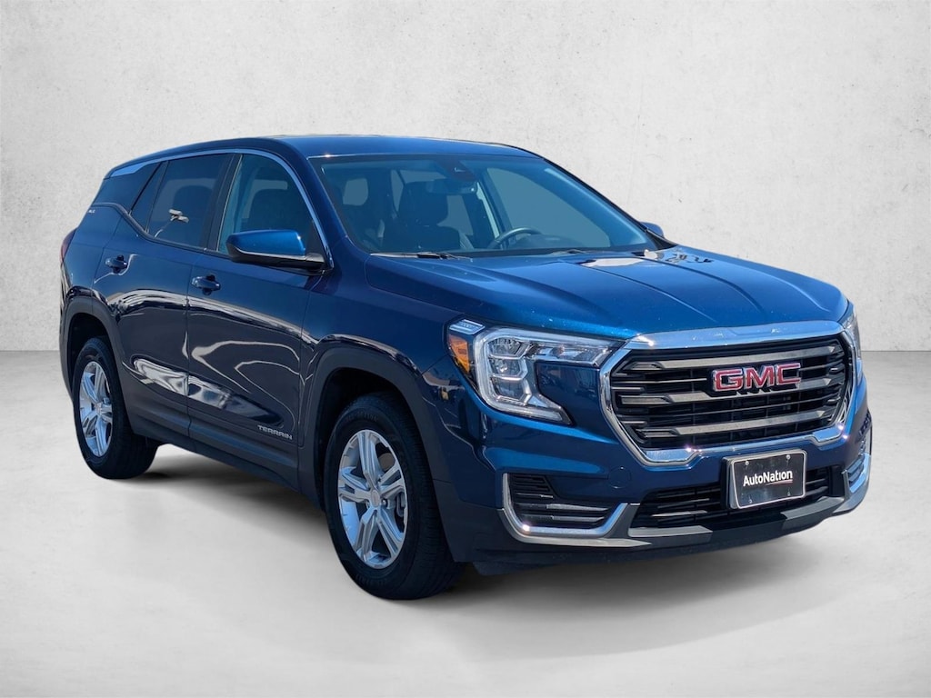 Used 2022 GMC Terrain SLE SUV