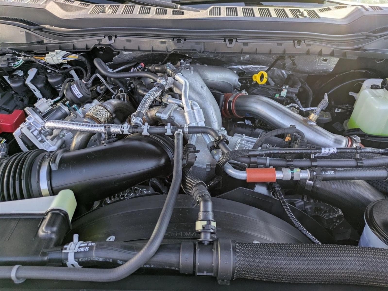 2026 Ford F-250 Super Duty Platinum - Photo 17