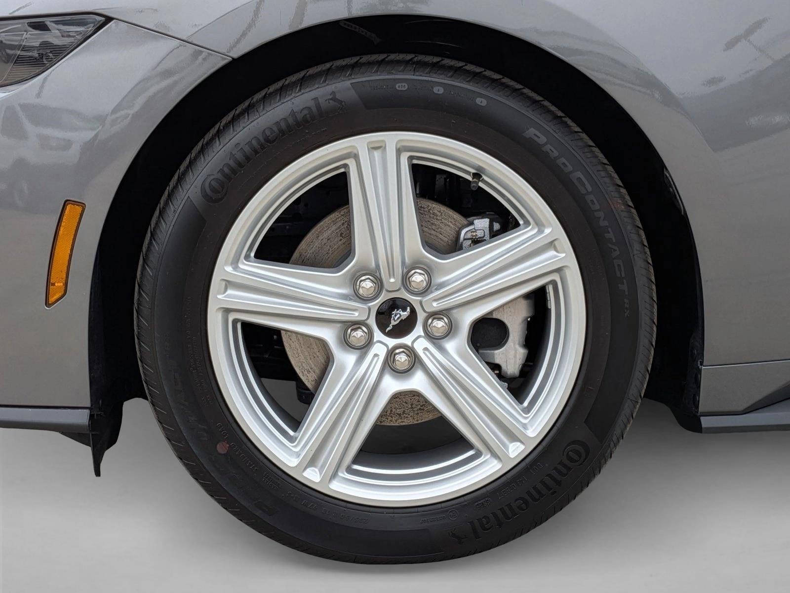 2026 Ford Mustang EcoBoost Fastback - Photo 10