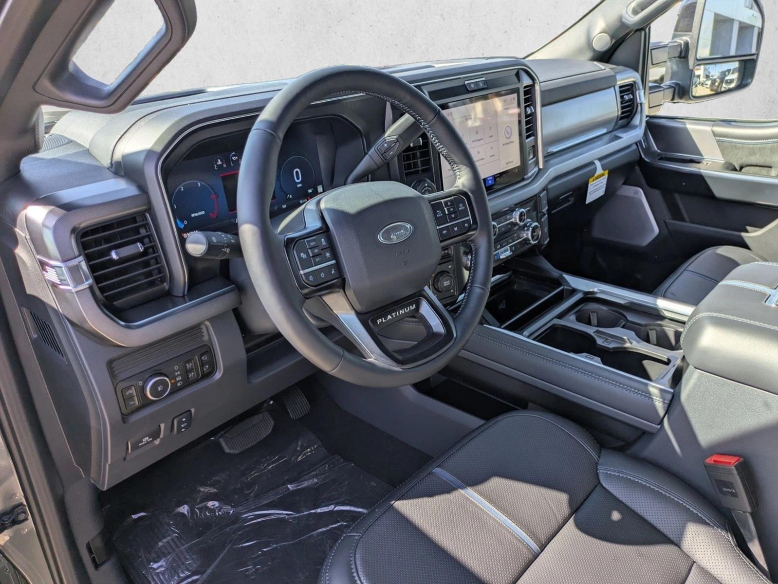 2026 Ford F-250 Super Duty Platinum - Photo 3