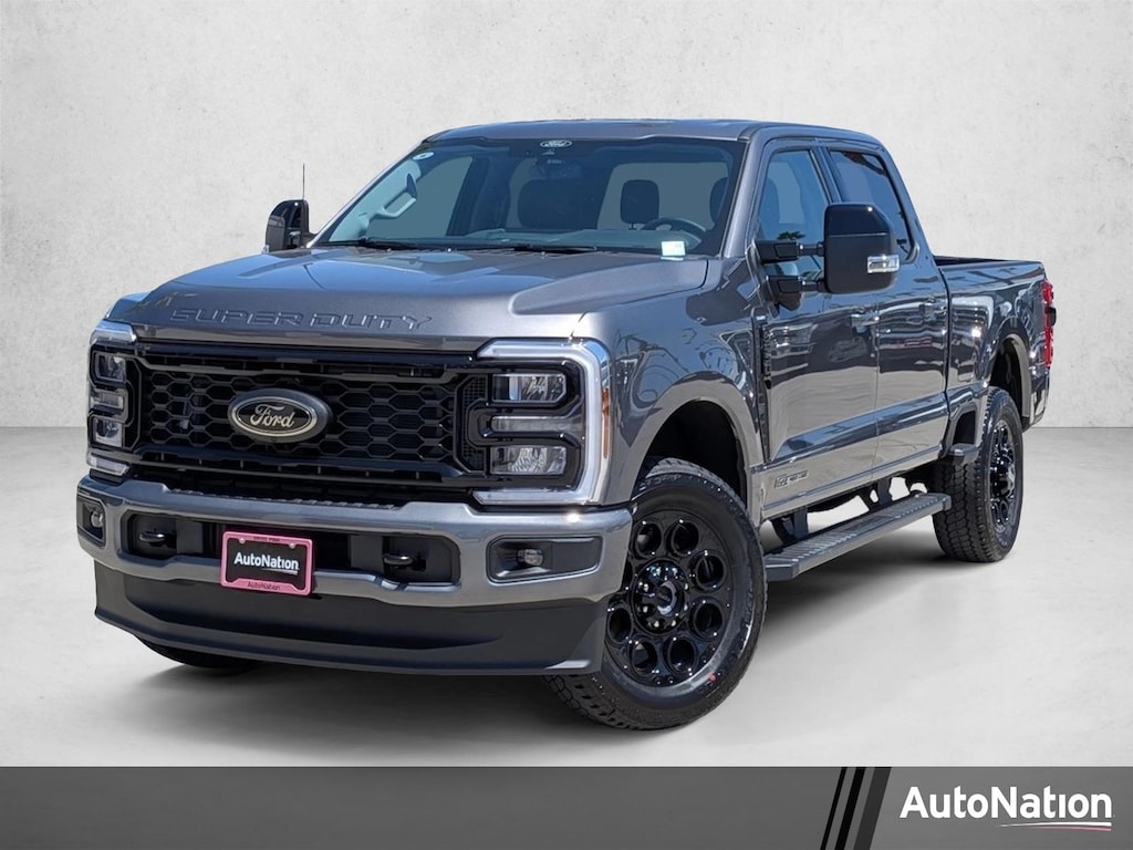 New 2026 Ford F-250 LARIAT Truck Crew Cab