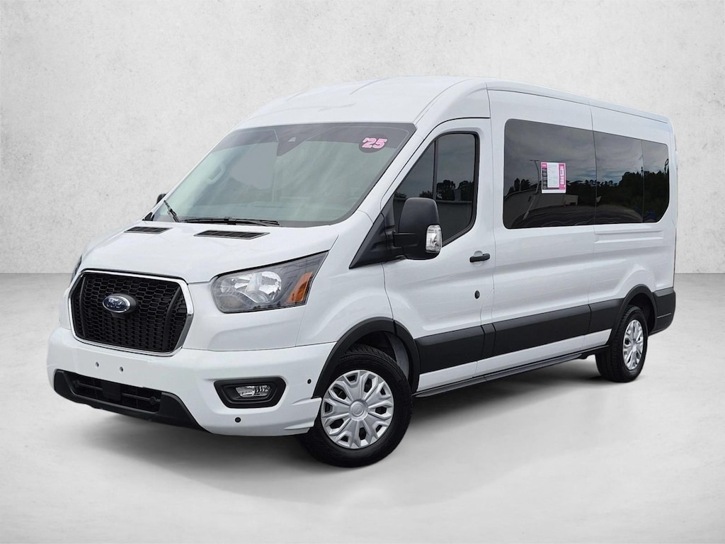 Used 2025 Ford Transit Passenger Wagon XLT Full-size Passenger Van