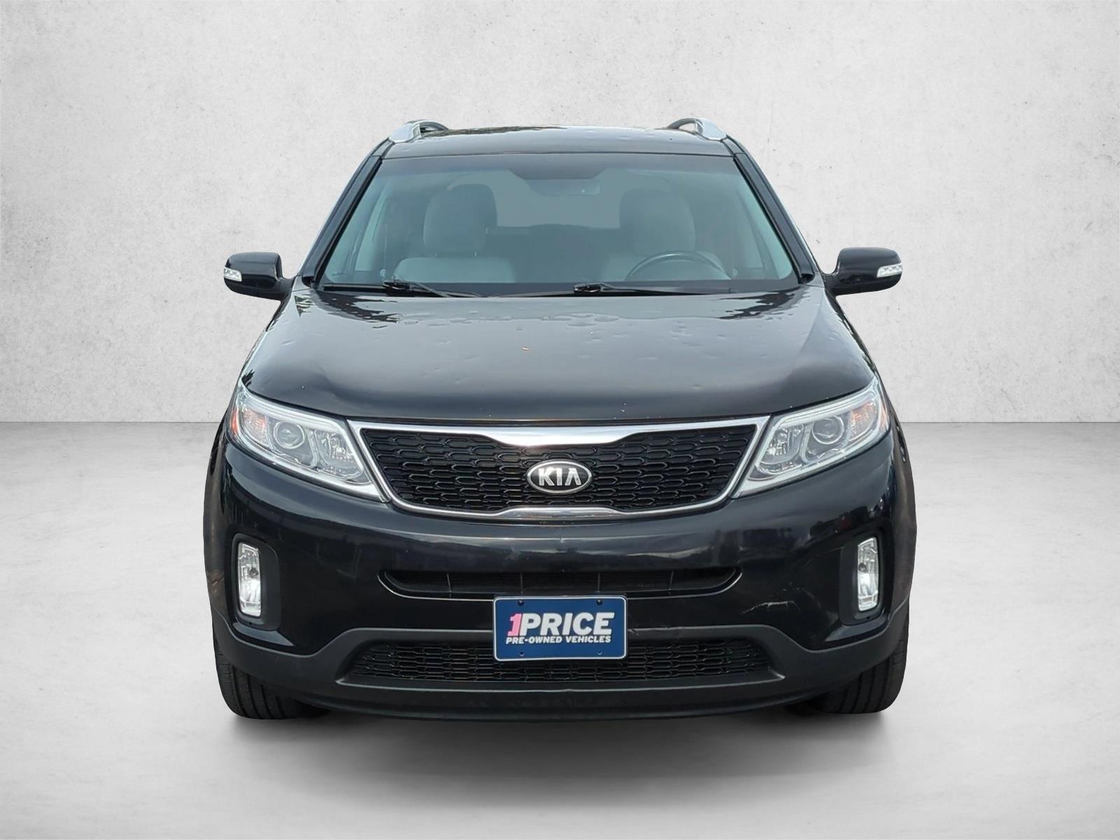 Used 2014 Kia Sorento LX with VIN 5XYKTDA75EG513927 for sale in Littleton, CO