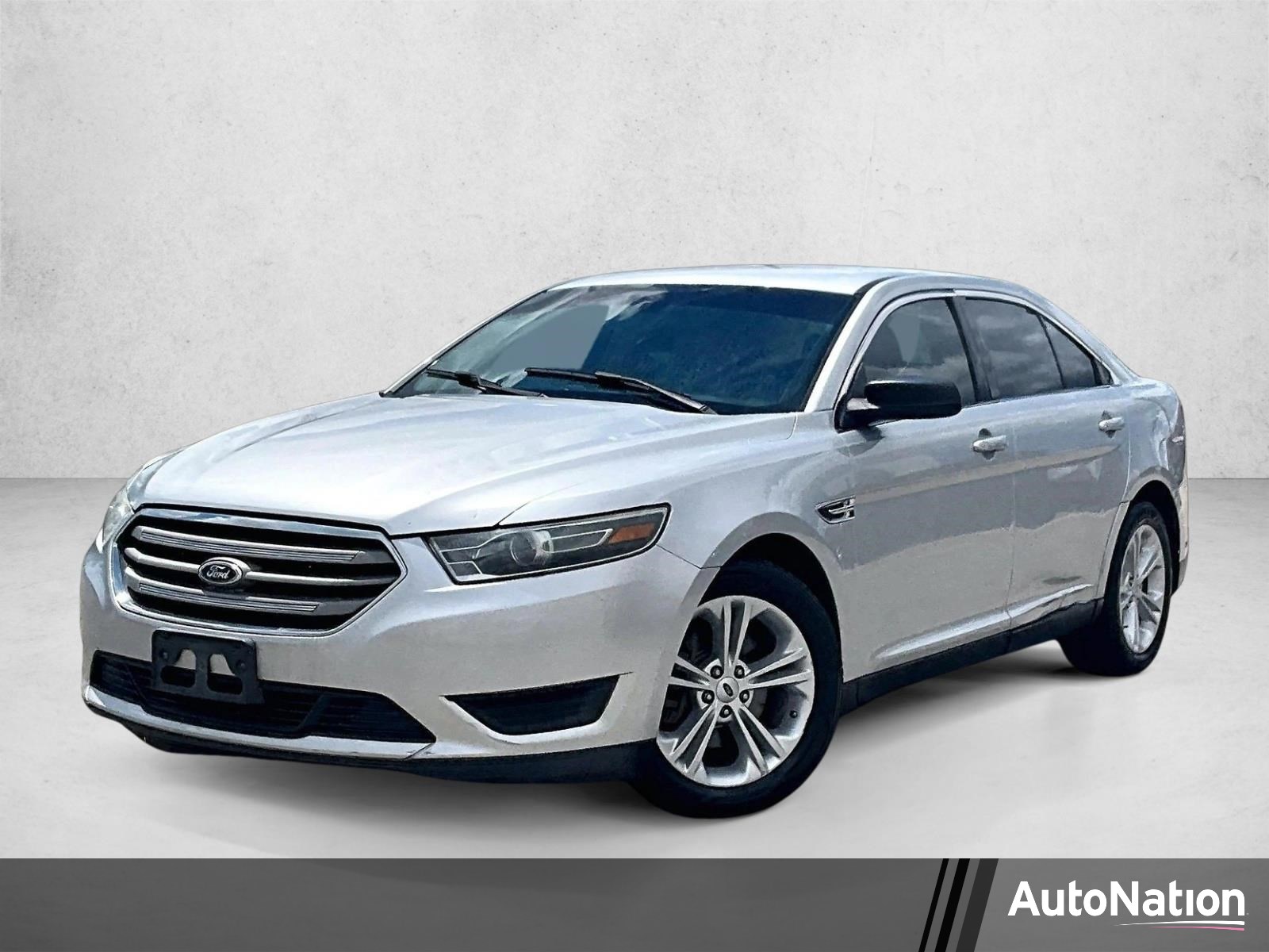 Used 2015 Ford Taurus SE 4dr Car