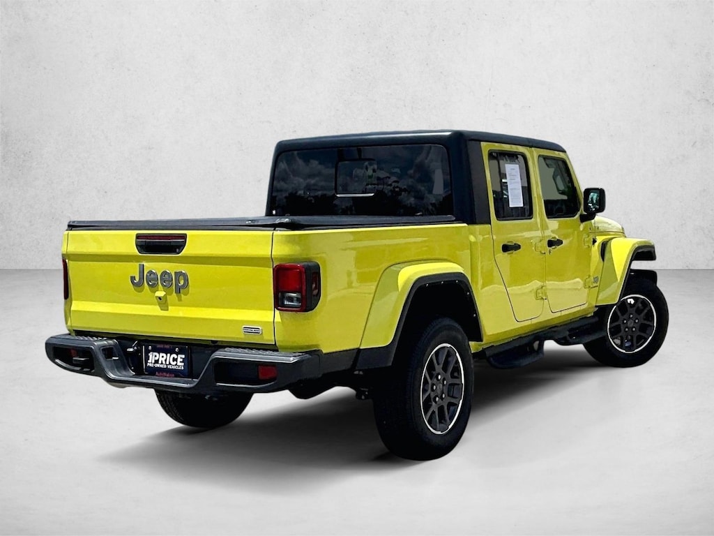 Used 2023 Jeep Gladiator Overland Crew Cab Pickup