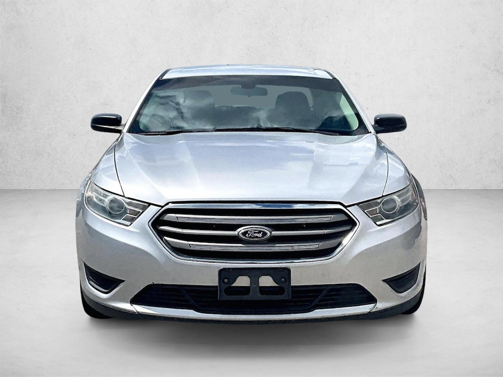 Used 2015 Ford Taurus SE 4dr Car