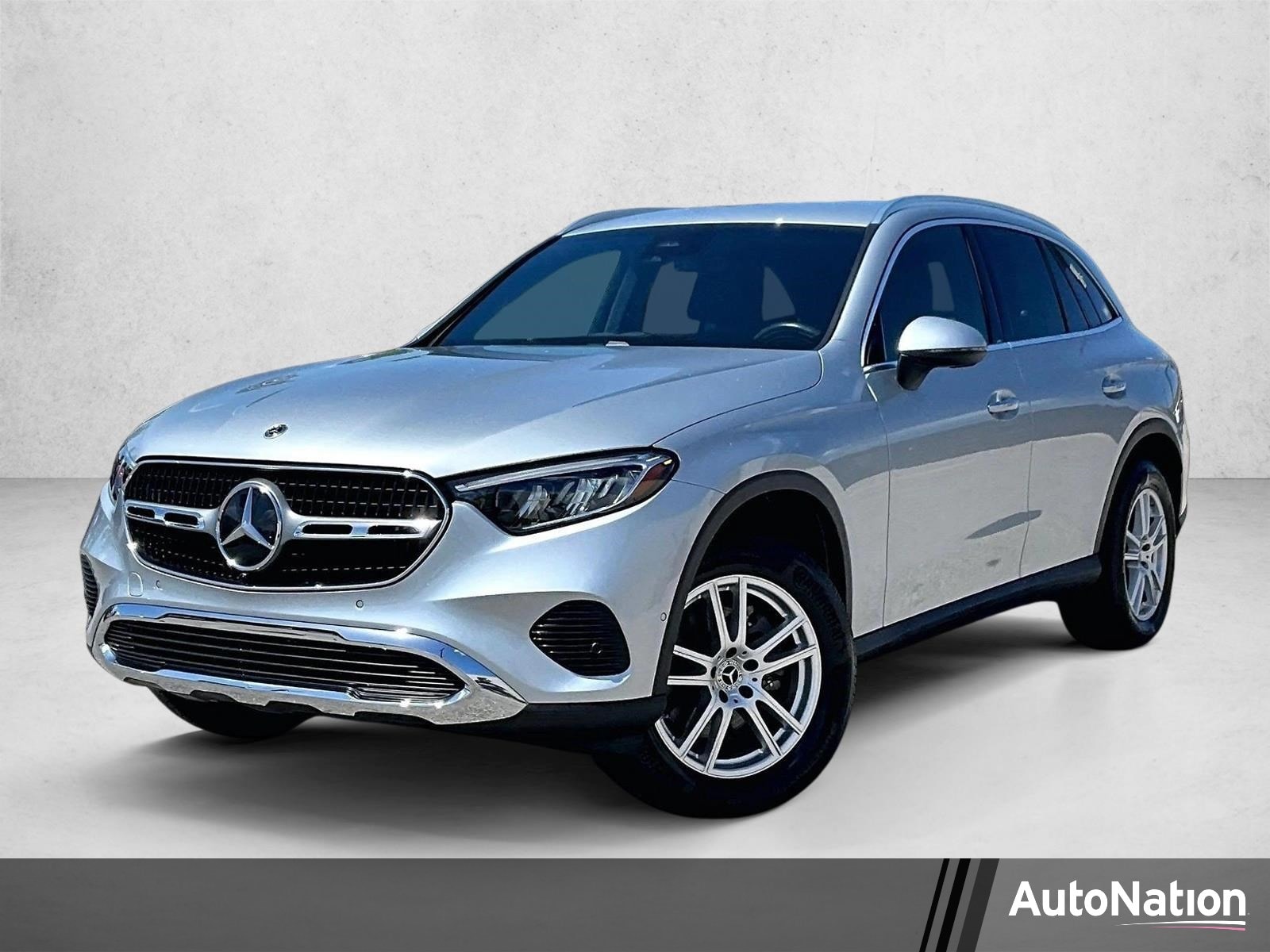 2025 Mercedes-Benz GLC
