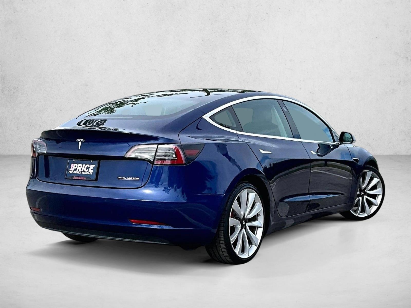 Used 2019 Tesla Model 3 Long Range with VIN 5YJ3E1EB3KF231154 for sale in Fort Myers, FL