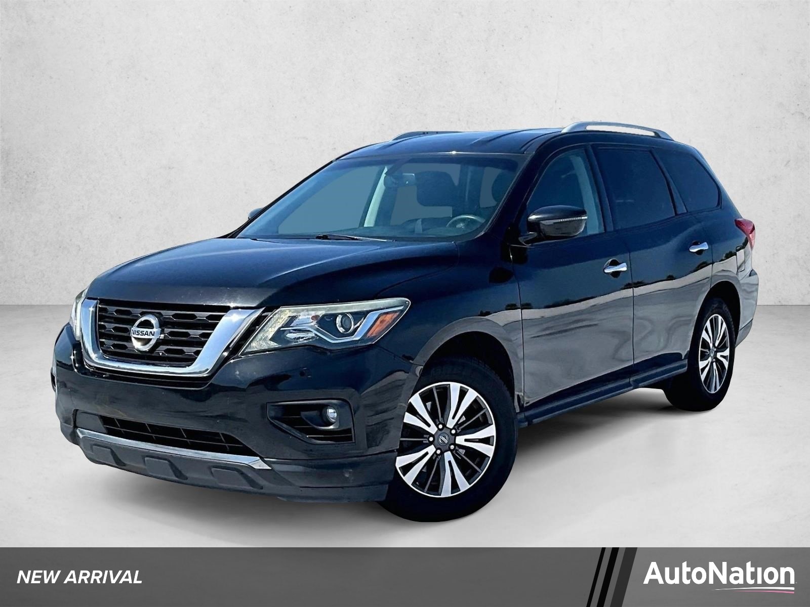 2017 Nissan Pathfinder SV