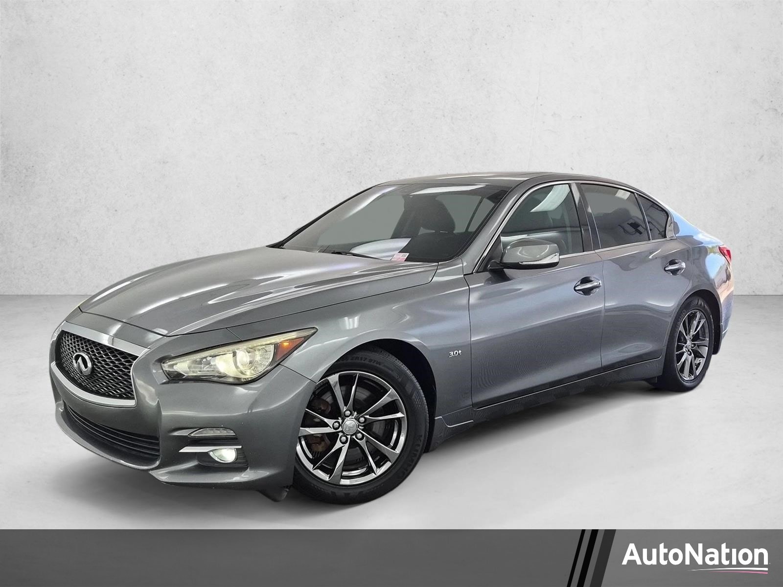 2017 INFINITI Q50