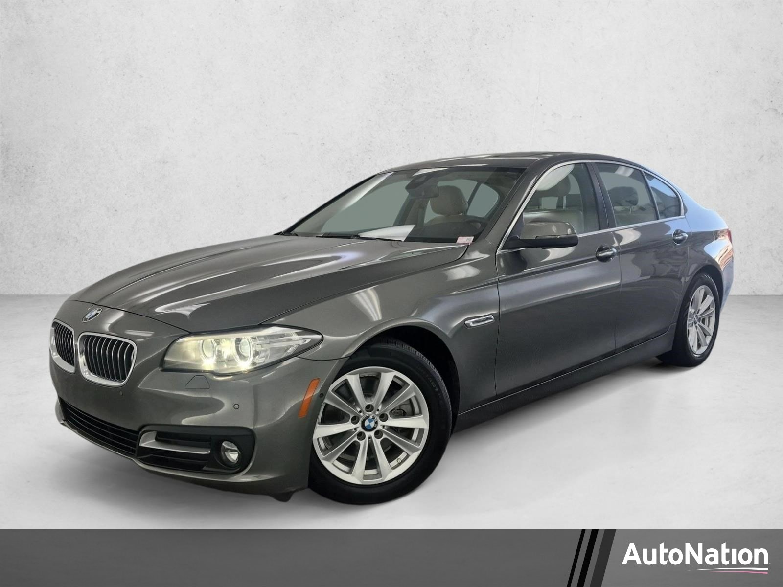 2015 BMW 5 Series 528i