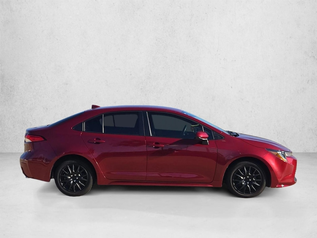 Used 2024 Toyota Corolla LE 4dr Car