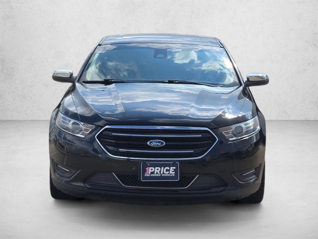 Used 2018 Ford Taurus Limited 4dr Car