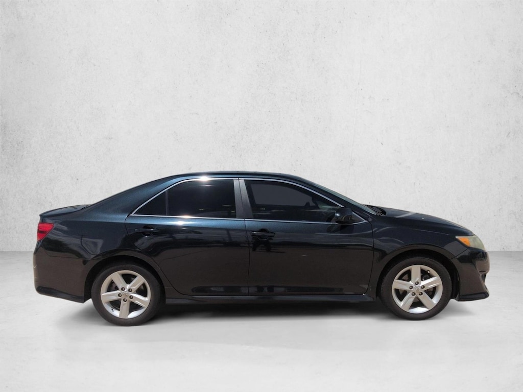 Used 2012 Toyota Camry SE 4dr Car