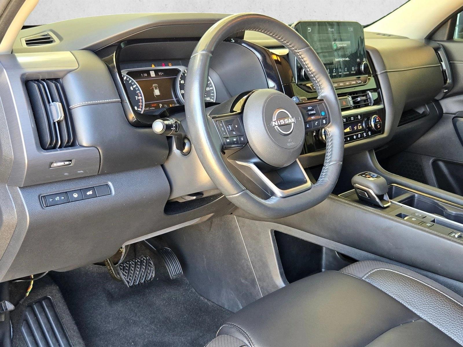 2022 Nissan Pathfinder SL - Photo 9