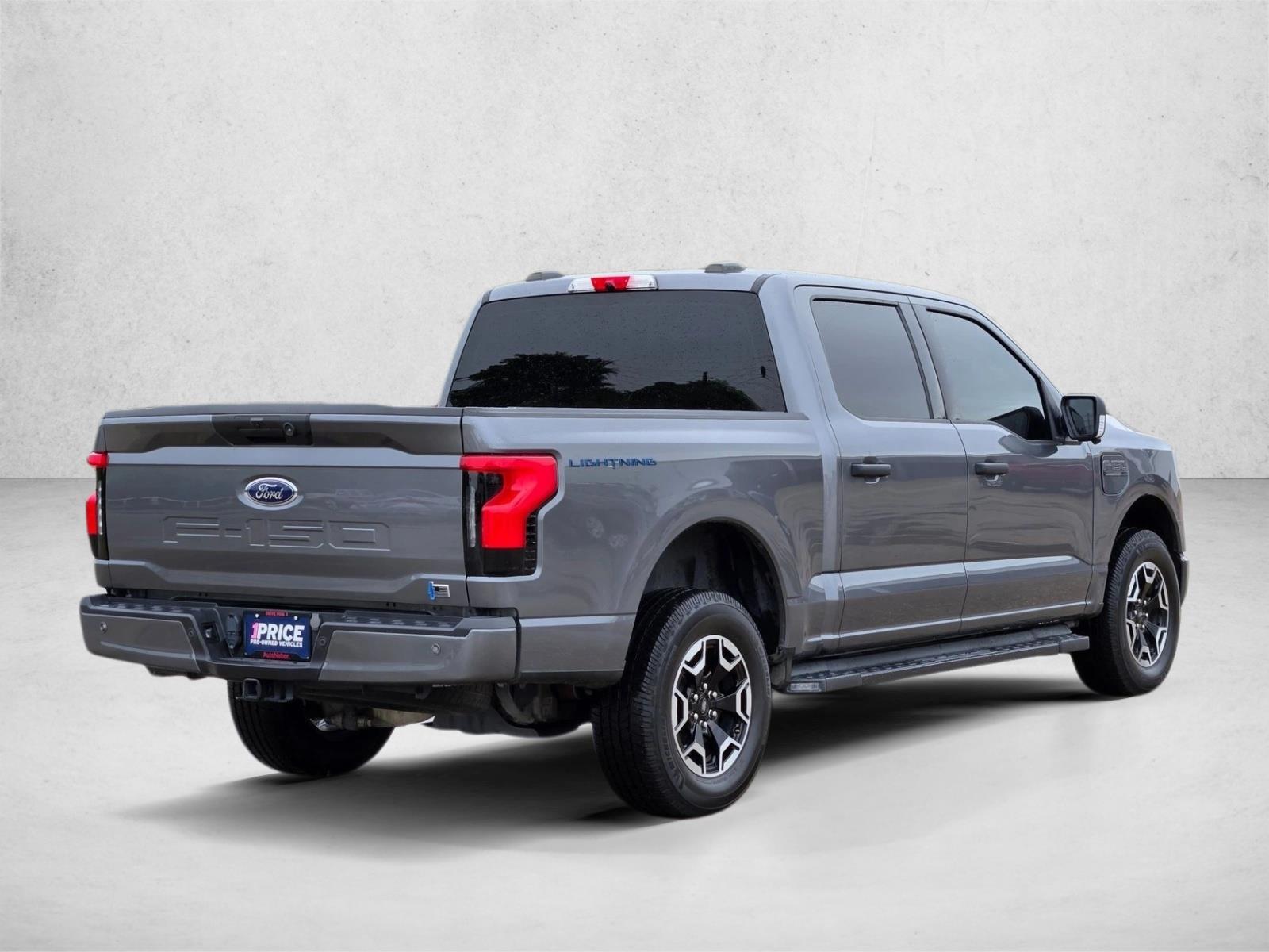 Used 2023 Ford F-150 Lightning XLT Crew Cab Pickup