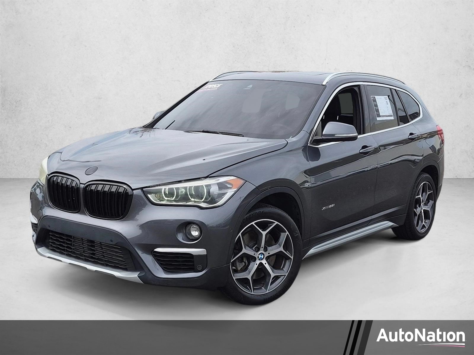 2017 BMW X1 28i