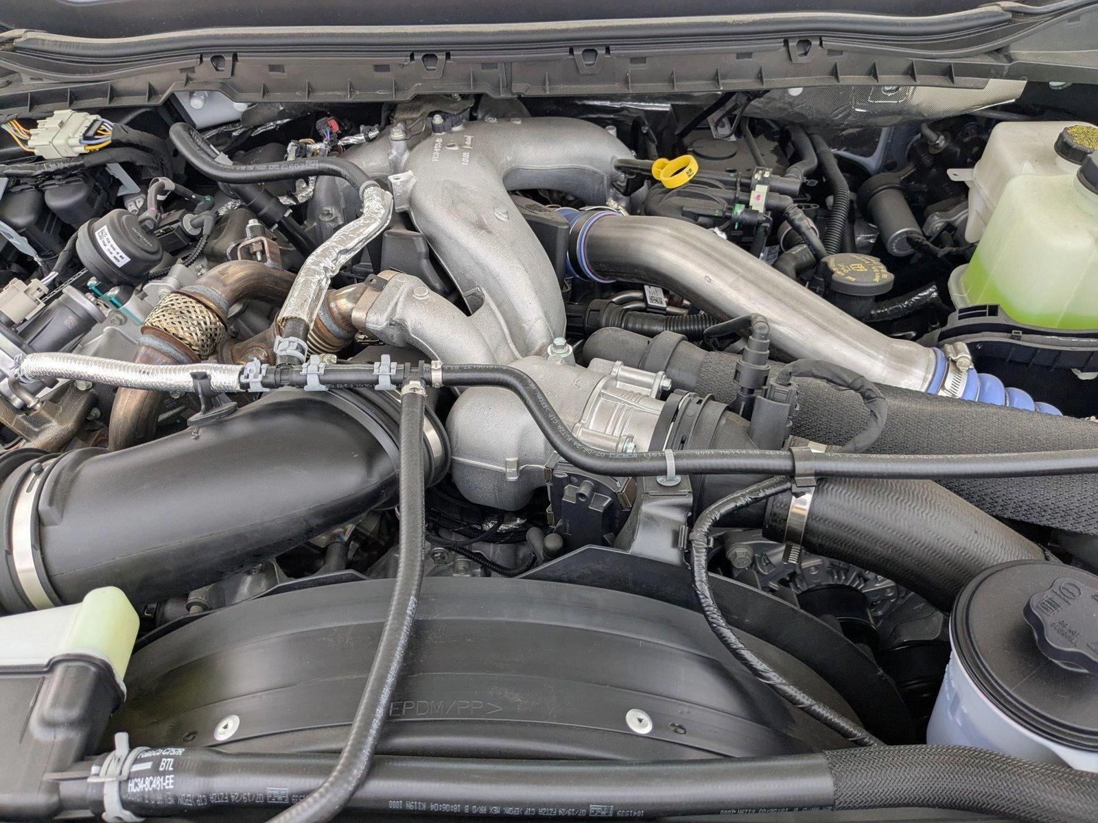 2024 Ford F-550 Super Duty Chassis Cab XL - Photo 16