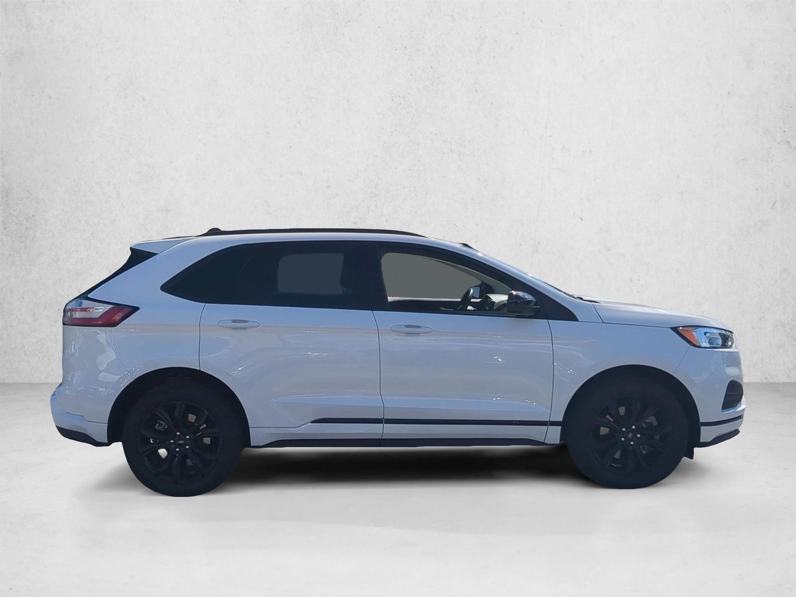 Certified 2024 Ford Edge SE SUV