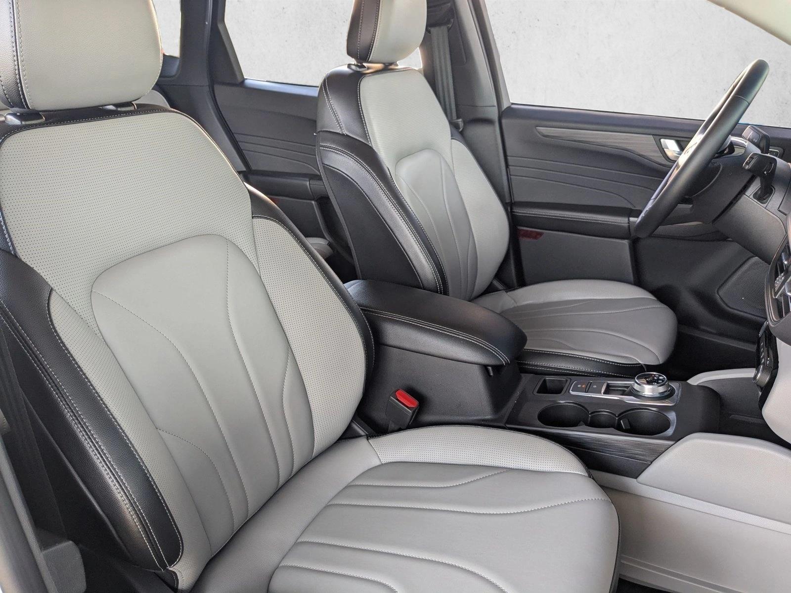 2025 Ford Escape Plug-in hybrid PHEV - Photo 22