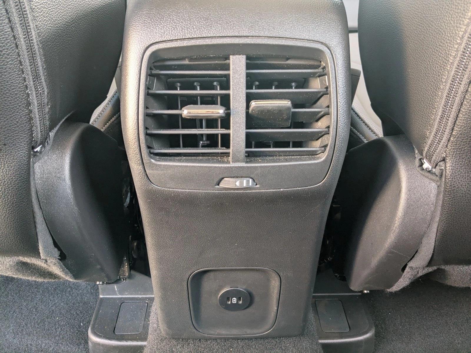 2025 Ford Escape Plug-in hybrid PHEV - Photo 17