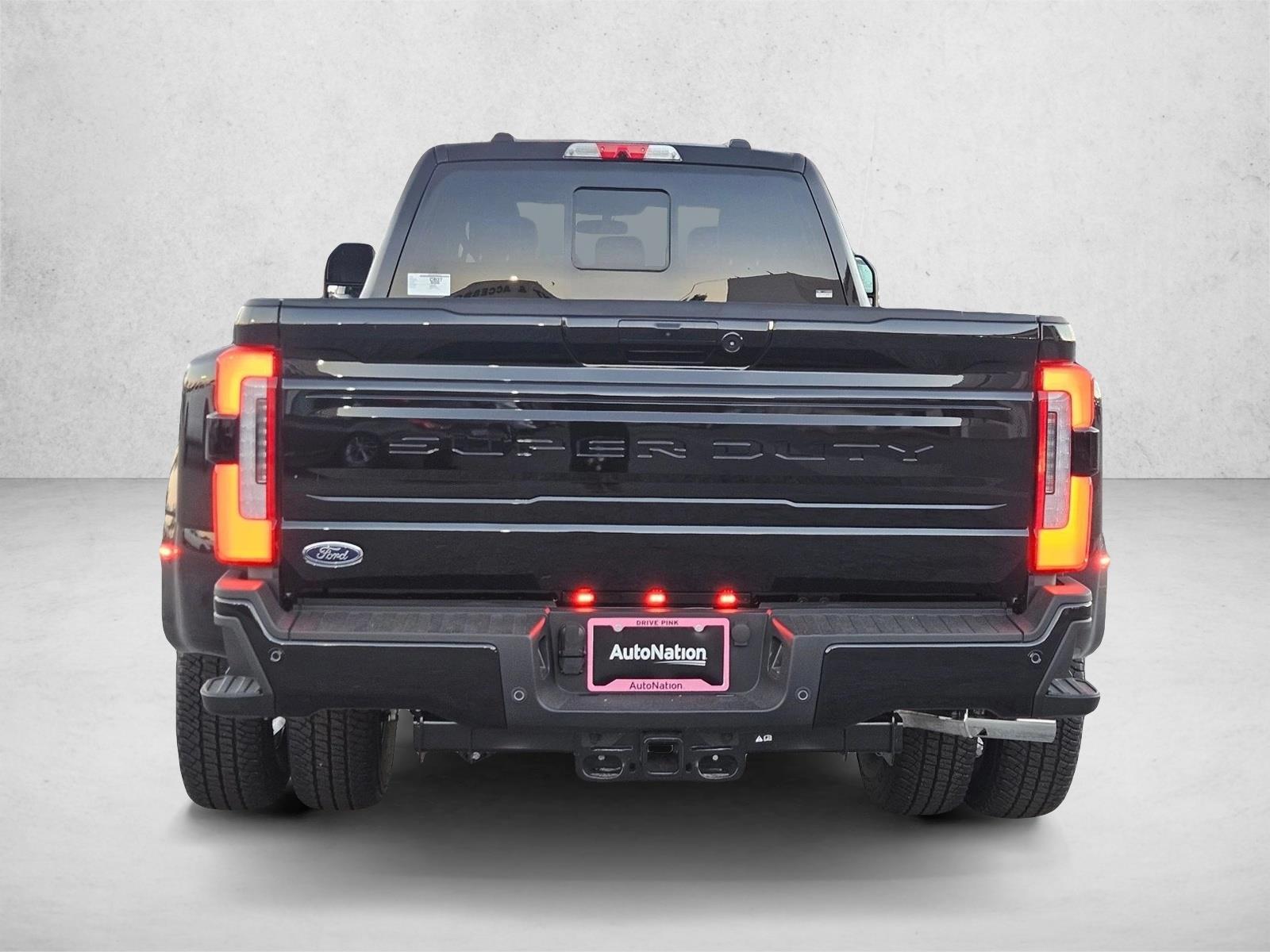 2026 Ford F-350 Super Duty Platinum - Photo 8