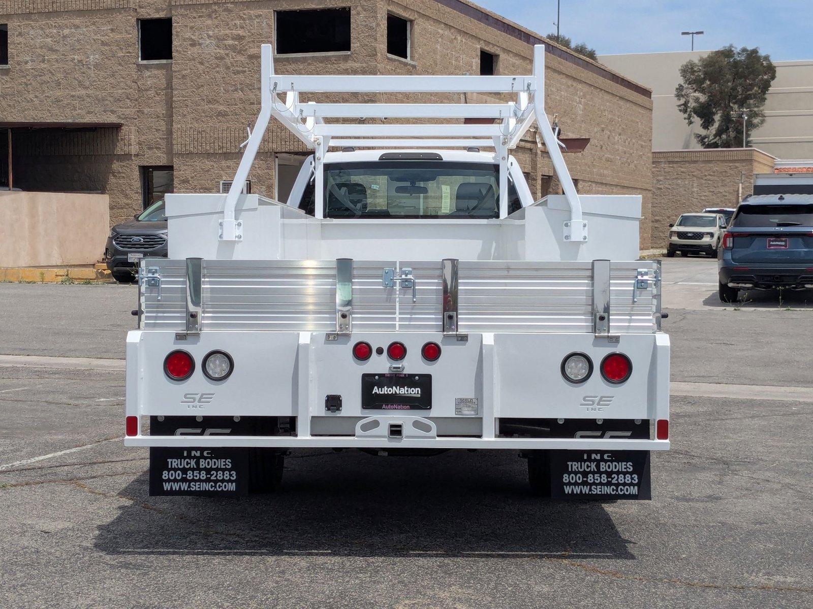 2024 Ford F-550 Super Duty Chassis Cab XL - Photo 8