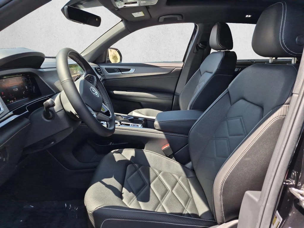 New 2026 Volkswagen Atlas Cross Sport SE w/Technology SUV