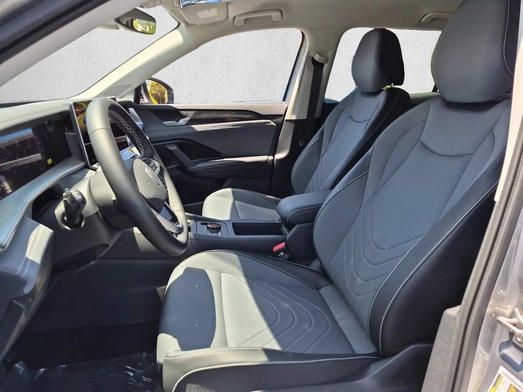 New 2026 Volkswagen Tiguan SE SUV