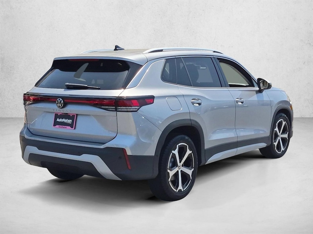 New 2026 Volkswagen Tiguan SE SUV