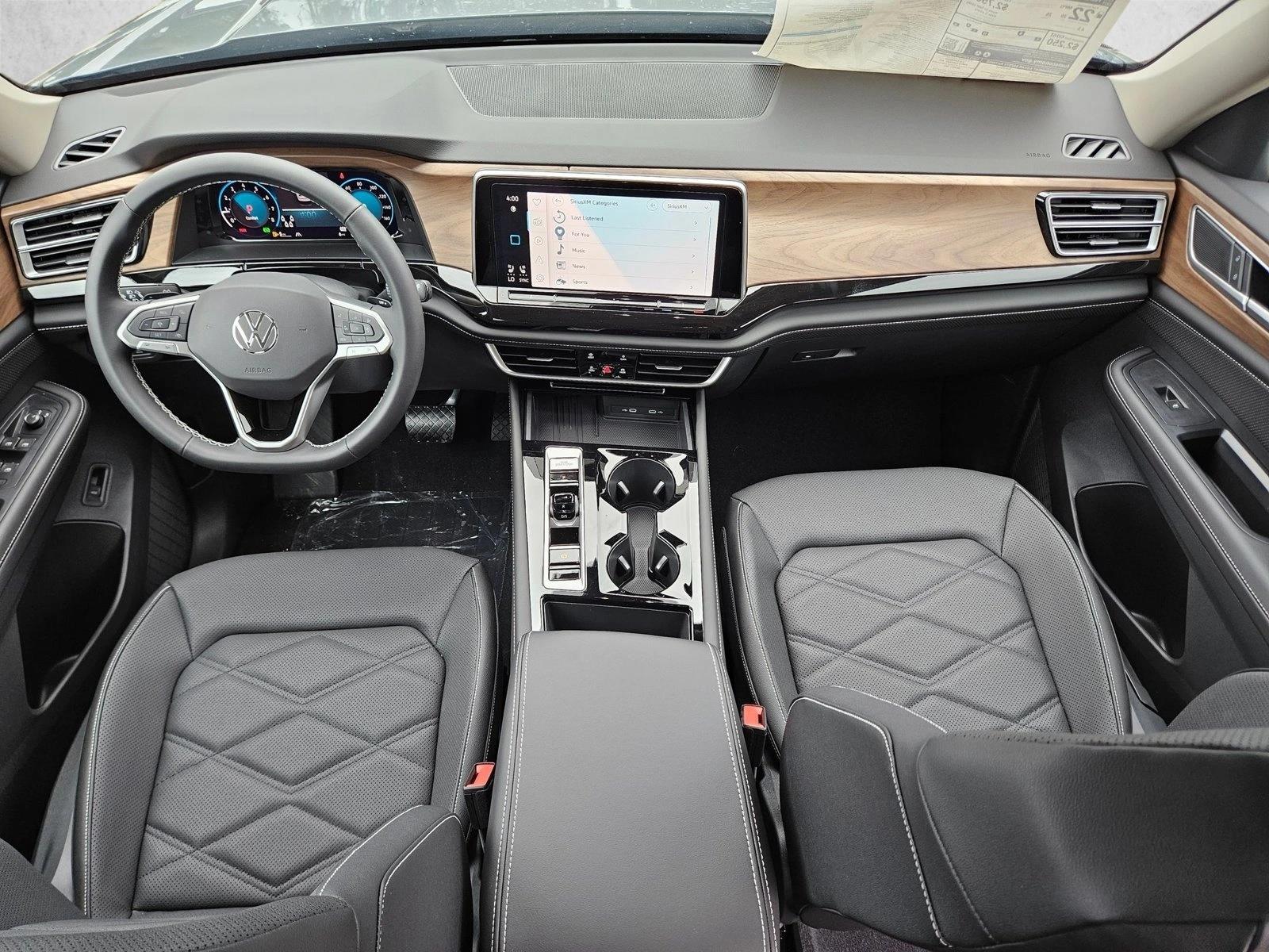 2026 Volkswagen Atlas SE w/Tech - Photo 15